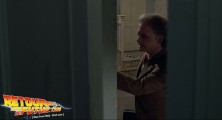 back-to-the-future-2-deleted-scenes-dad-is-home (09)