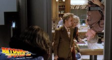 back-to-the-future-2-deleted-scenes-dad-is-home (40)