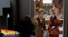 back-to-the-future-2-deleted-scenes-dad-is-home (48)