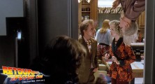 back-to-the-future-2-deleted-scenes-dad-is-home (62)