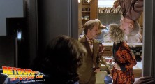 back-to-the-future-2-deleted-scenes-dad-is-home (64)