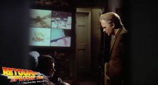 back-to-the-future-2-deleted-scenes-dad-is-home (86)