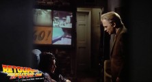 back-to-the-future-2-deleted-scenes-dad-is-home (90)