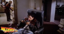 back-to-the-future-2-deleted-scenes-dad-is-home (99a4)