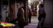 back-to-the-future-2-deleted-scenes-dad-is-home (99e)