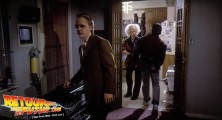 back-to-the-future-2-deleted-scenes-dad-is-home (99h)