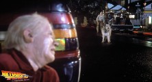 back-to-the-future-2-deleted-scenes-old-biff-vanishes (15)