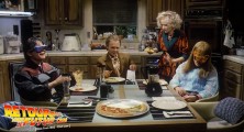 back-to-the-future-2-deleted-scenes-pizza (08)