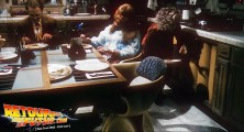 back-to-the-future-2-deleted-scenes-pizza (26)
