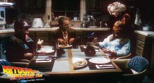 back-to-the-future-2-deleted-scenes-pizza (51)