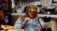 back-to-the-future-2-deleted-scenes-pizza (70)