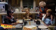 back-to-the-future-2-deleted-scenes-pizza (77)
