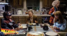 back-to-the-future-2-deleted-scenes-pizza (81)