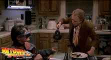 back-to-the-future-2-deleted-scenes-pizza (94)