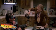 back-to-the-future-2-deleted-scenes-pizza (96)